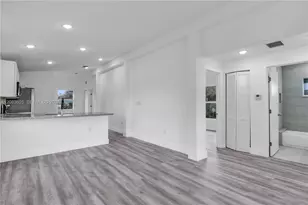 763 NW 80th St, Miami, FL 33150 - Photo 7
