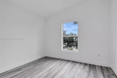763 NW 80th St #B, Miami, FL 33150 - Photo 17