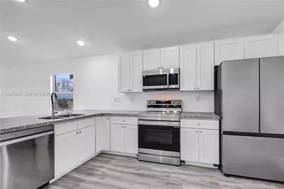 763 NW 80th St #B, Miami, FL 33150 - Photo 9