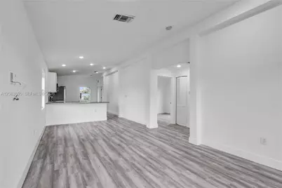 763 NW 80th St #B, Miami, FL 33150 - Photo 5