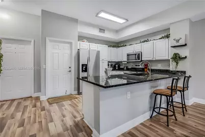 7401 Palomino Dr #114-1, Davie, FL 33024 - Photo 5