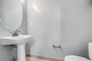 7401 Palomino Dr, Davie, FL 33024 - Photo 17