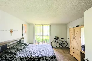 8075 SW 107th Ave, Miami, FL 33173 - Photo 9