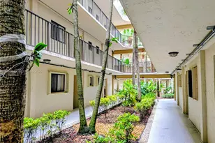 8075 SW 107th Ave, Miami, FL 33173 - Photo 3