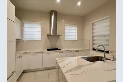 8281 NW 48th St #0, Doral, FL 33166 - Photo 3