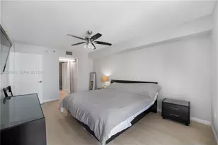 1200 Brickell Bay Dr, Miami, FL 33131 - Photo 15