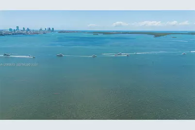 1200 Brickell Bay Dr #4121, Miami, FL 33131 - Photo 3