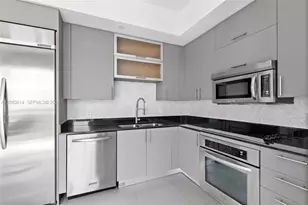 60 SW 13th St, Miami, FL 33130 - Photo 11
