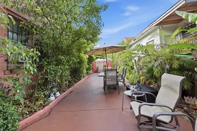 84 NW 47th St, Miami, FL 33127 - Photo 23