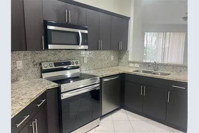 9040 NW 54th St #9040, Sunrise, FL 33351 - Photo 3