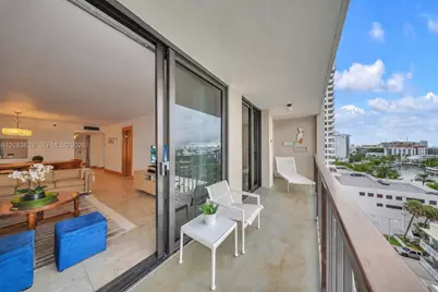 2625 Collins Ave #910, Miami Beach, FL 33140 - Photo 3