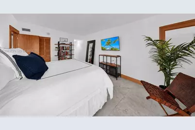 2625 Collins Ave #910, Miami Beach, FL 33140 - Photo 11