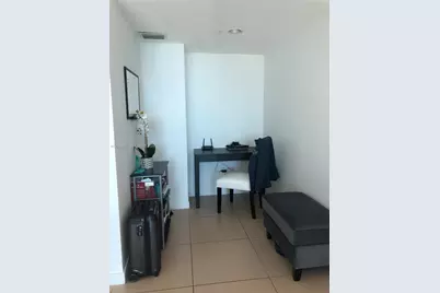 300 S Biscayne Blvd #L-608, Miami, FL 33131 - Photo 9
