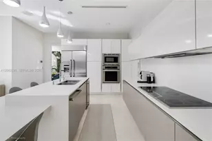 137 W Shore Dr, Miami, FL 33133 - Photo 17