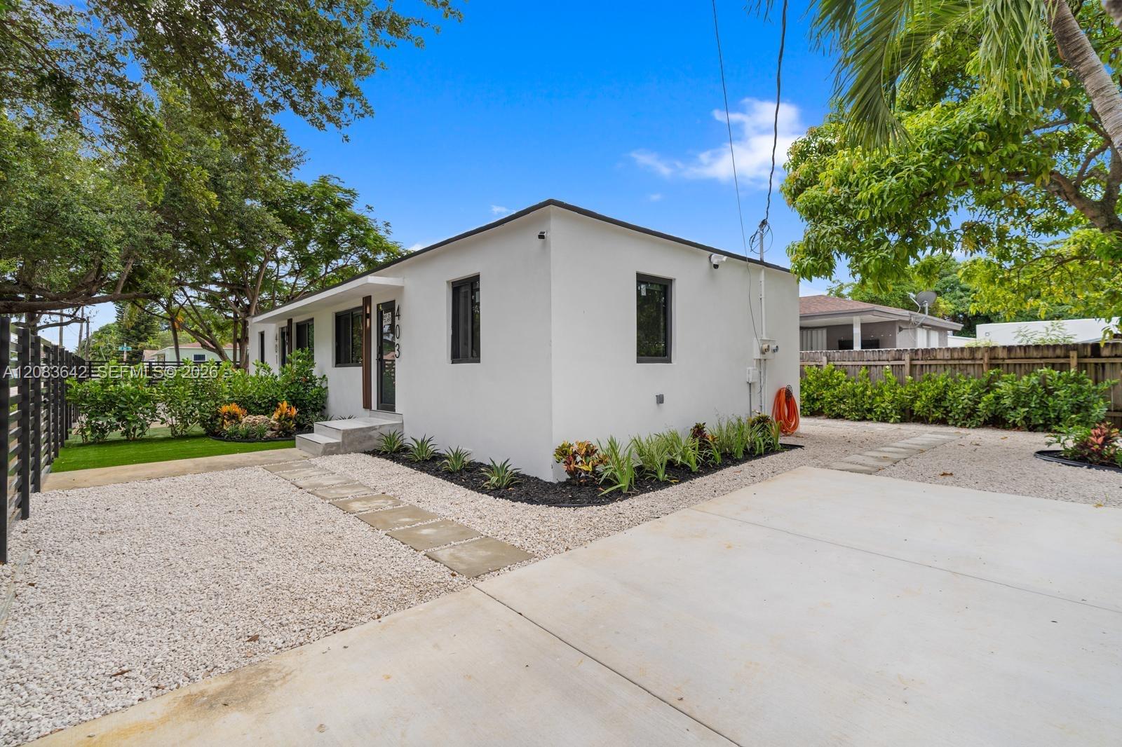 401 NW 81st St. #401 - 401 NW 81st St. #401, Miami, FL 33150 Luxury Property | Jose Angel Pina