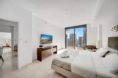 88 SW 7th St #3203, Miami, FL 33130 - Photo 21