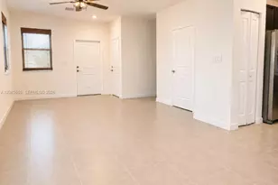 1100 SE 26th Ter, Homestead, FL 33035 - Photo 5