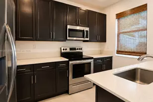 1100 SE 26th Ter, Homestead, FL 33035 - Photo 7
