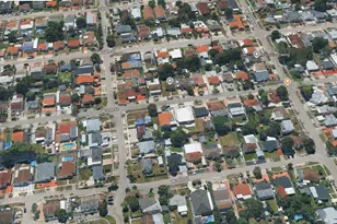 126 W 35th St, Hialeah, FL 33012 - Photo 17