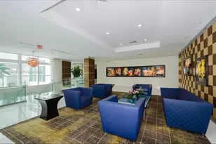 1800 N Bayshore Dr, Miami, FL 33132 - Photo 25
