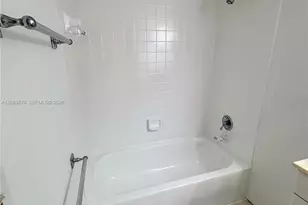20860 San Simeon Way, Miami, FL 33179 - Photo 13