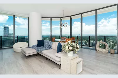 55 SW 9th St #4206, Miami, FL 33130 - Photo 9