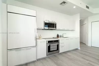 55 SW 9th St #4206, Miami, FL 33130 - Photo 13
