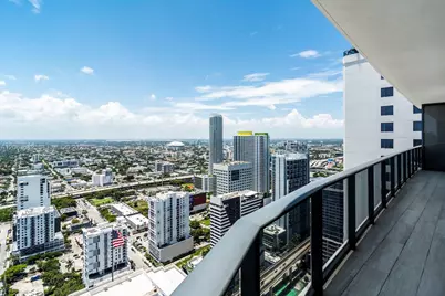 55 SW 9th St #4206, Miami, FL 33130 - Photo 3