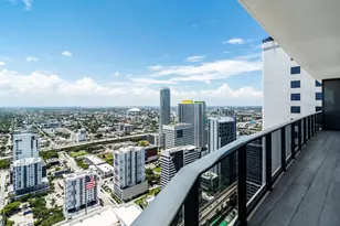 55 SW 9th St, Miami, FL 33130 - Photo 3