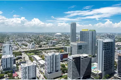 55 SW 9th St #4206, Miami, FL 33130 - Photo 5