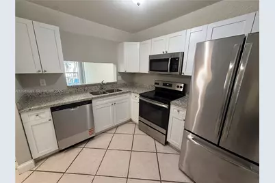 10875 SW 112th Ave #202, Miami, FL 33176 - Photo 9