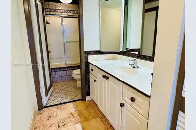18071 Biscayne Blvd #PH03 & PH04, Aventura, FL 33160 - Photo 51