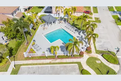 1387 SW 181st Ave, Pembroke Pines, FL 33029 - Photo 43