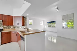 3125 NE 184th St, Aventura, FL 33160 - Photo 13