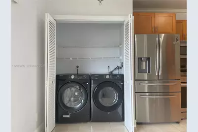 16242 Emerald Cove Rd #16242, Weston, FL 33331 - Photo 3