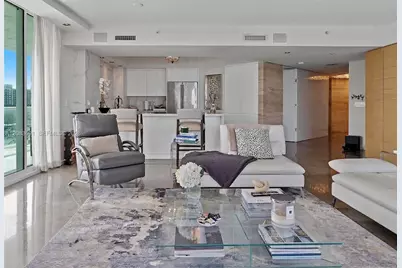 10 Venetian Way #804, Miami Beach, FL 33139 - Photo 5