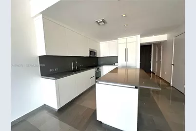 88 SW 7th St #2806, Miami, FL 33130 - Photo 9