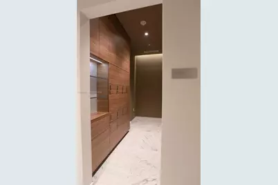 88 SW 7th St #2806, Miami, FL 33130 - Photo 27
