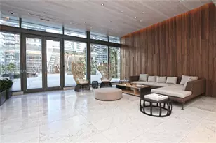 88 SW 7th St, Miami, FL 33130 - Photo 5