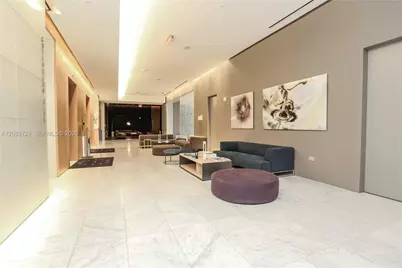 88 SW 7th St #2806, Miami, FL 33130 - Photo 3