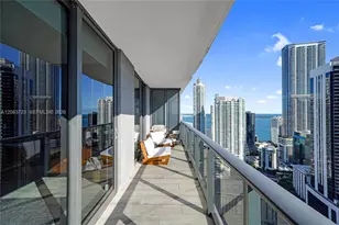 45 SW 9th St, Miami, FL 33130 - Photo 13