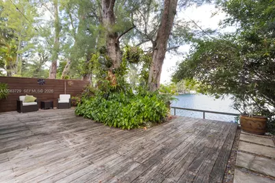 4883 SW 71st Pl, Miami, FL 33155 - Photo 7