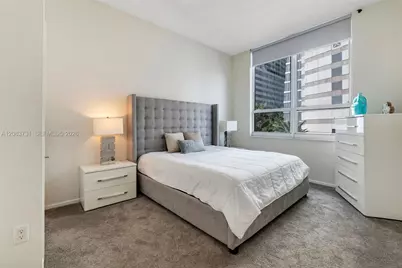 1155 Brickell Bay Dr #202, Miami, FL 33131 - Photo 15