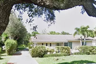633 NE 119th St, Biscayne Park, FL 33161 - Photo 1