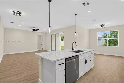 140 Frontier Drive, Palm Coast, FL 32137 - Photo 13