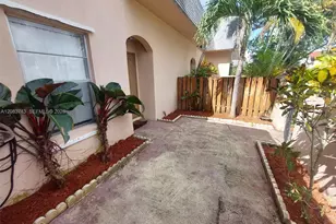 7332 SW 25th Ct, Davie, FL 33317 - Photo 3