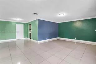 7108 NW 76th Ct, Tamarac, FL 33321 - Photo 5