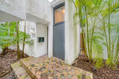 3028 Day Ave #3028, Miami, FL 33133 - Photo 3