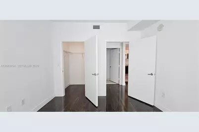 1900 N Bayshore Dr #1617, Miami, FL 33132 - Photo 9