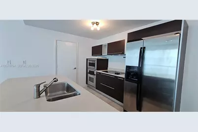 1900 N Bayshore Dr #1617, Miami, FL 33132 - Photo 3